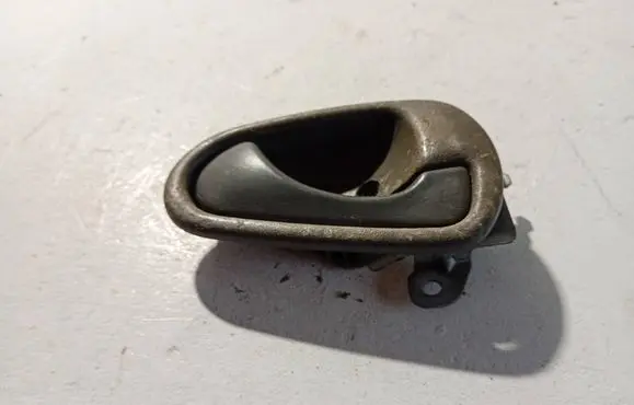 Mitsubishi Carisma Front door interior handle 855889