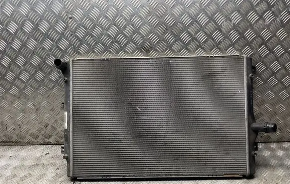 Volkswagen PASSAT CC Coolant radiator 3C0121253AR