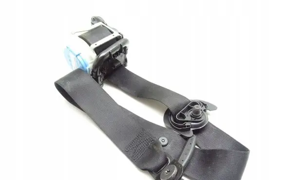 Mercedes-Benz A W176 Front seatbelt A1768602185