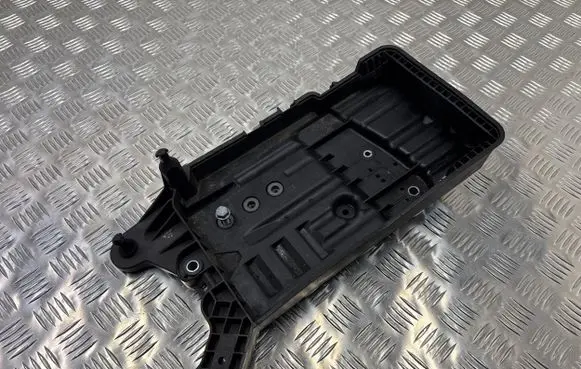 Audi Q3 F3 Battery box tray 5QF915325B