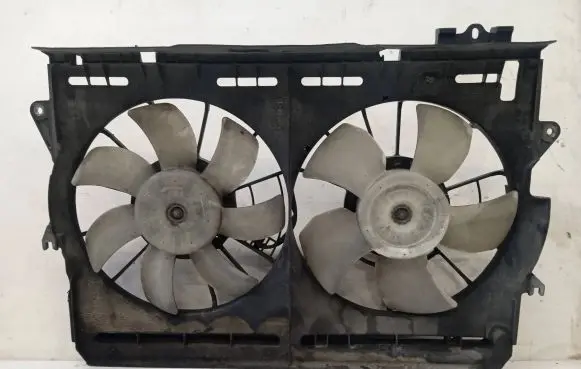 Toyota Avensis T250 Fan set 