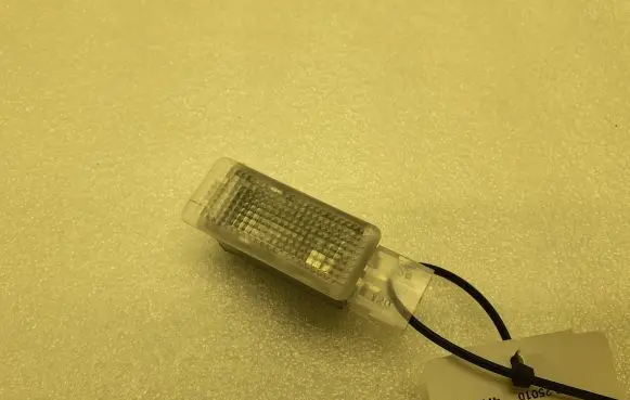 Volkswagen Sharan Other interior light 6L0947565