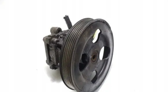 Mitsubishi Outlander Power steering pump