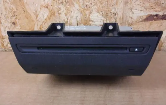 Mazda 3 III Navigation unit CD/DVD player BJE8669G0