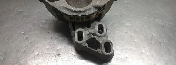 Mercedes-Benz A W176 Engine mount bracket ENAC46000DF 26008 326E60
