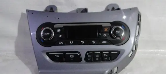 Ford Focus Climate control unit