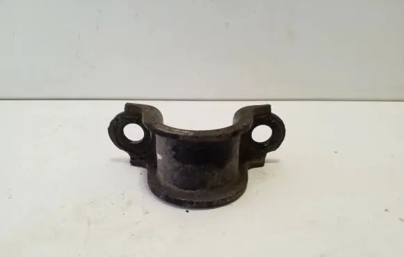 Volkswagen Amarok Sway bar bush bracket, front 2H0411063