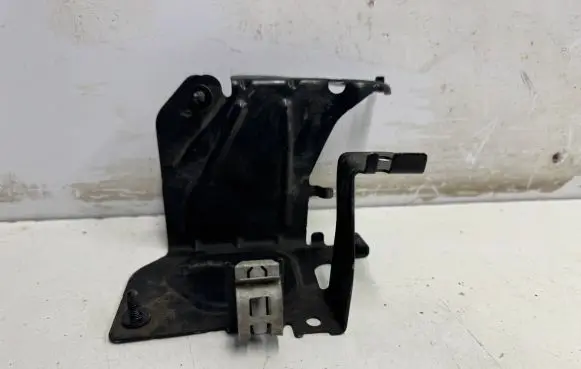 Audi Q7 4M Other engine bay part 4M0907298C