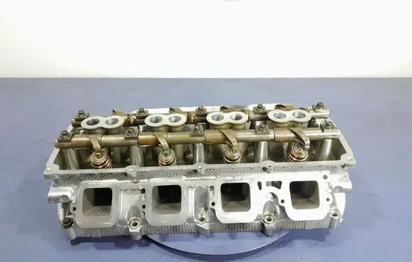 Chrysler Challenger Engine head 68280502AB