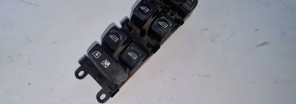 Volvo V70 Electric window control switch 30773271 03454210 240108