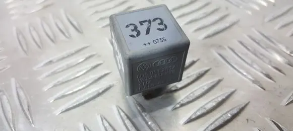 Seat Leon (1P) Other relay 8D0951253A