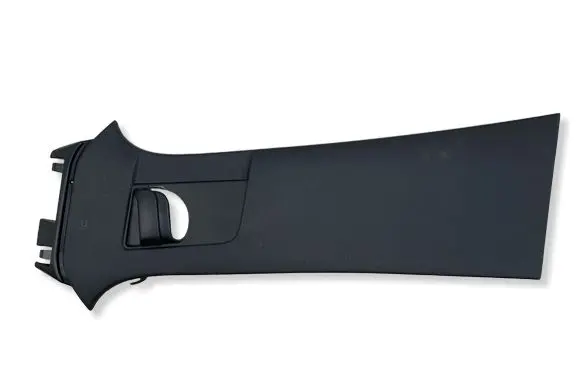 Volvo XC40 (B) pillar trim (bottom) 31479714