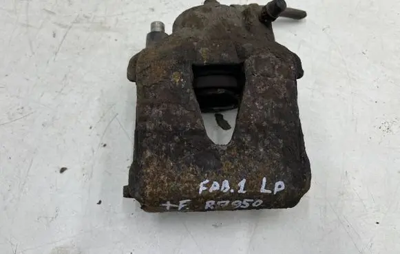 Volkswagen Golf IV Front brake caliper