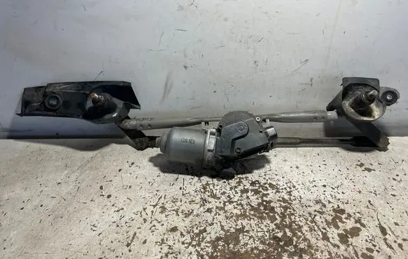 Mazda 6 Front wiper linkage and motor 1593001431