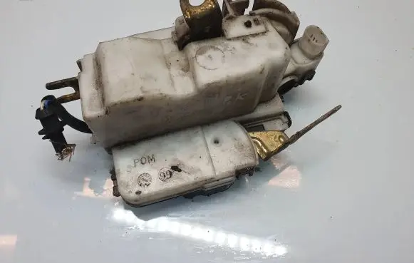 Seat Ibiza II (6k) Front door lock 6K3837015D