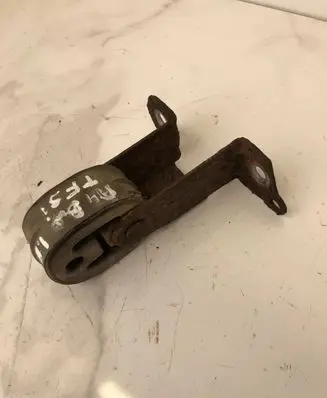 Muffler mount bracket/holder