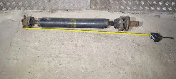Mitsubishi Pajero Rear driveshaft/prop shaft MR498391