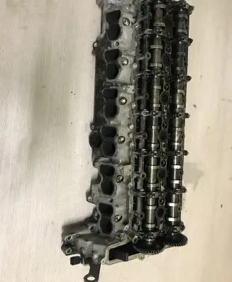 BMW X5 E70 Engine head 7573936