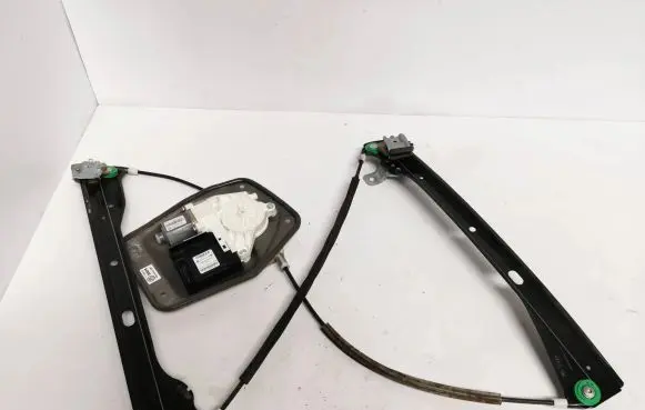 Volkswagen Golf V Front door window regulator with motor 5M0837462 1K3837462B 1K4837462B