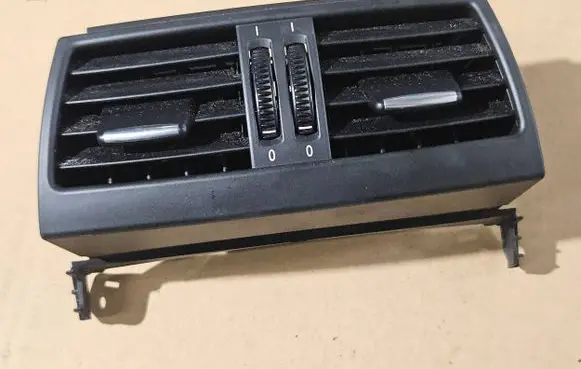 BMW X5 E70 Rear air vent grill 6954953 6954954 6958748