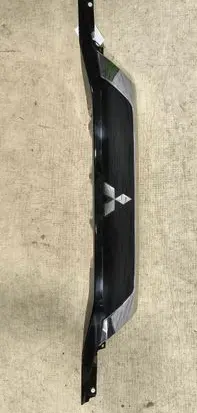 Mitsubishi Outlander Trunk door license plate light bar 5817A26502