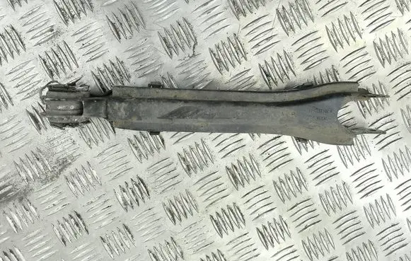 Mercedes-Benz C W204 Rear upper control arm/wishbone A2043521488