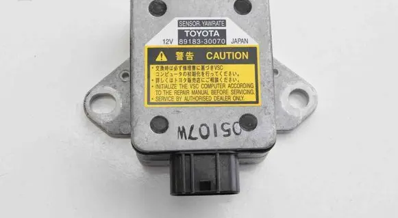 Lexus GS 300 350 430 450H Acceleration sensor 8918330070