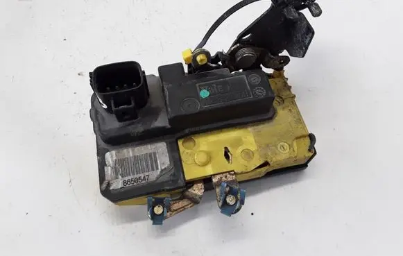 Volvo S80 Front door lock
