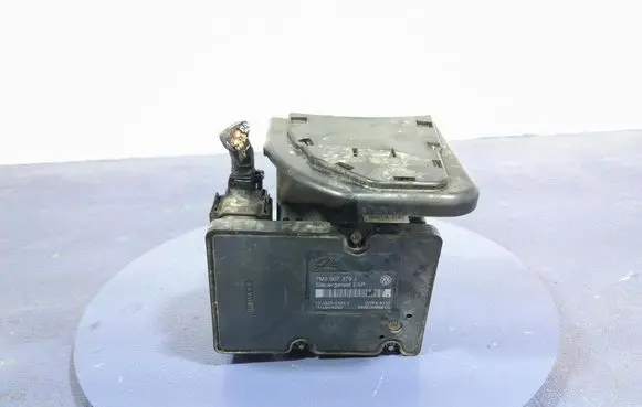 Volkswagen Sharan ABS Pump 3M212L580AA