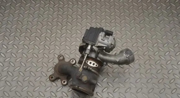 Audi A8 S8 D4 4H Turbo 04E145725AB 04E145713B