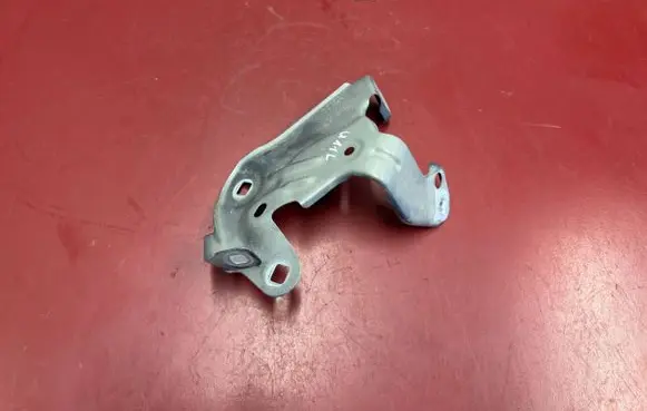BMW X1 U11 Fender mounting bracket 9883407