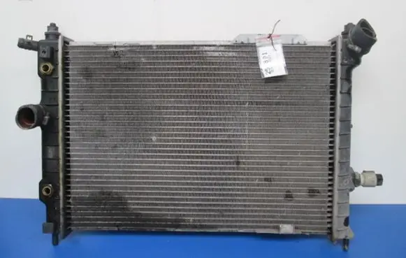 Opel Astra F Coolant radiator