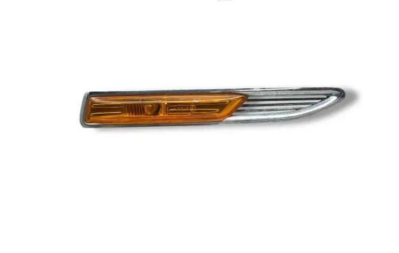 Ford Mondeo MK IV Front fender indicator light 7S7113K354AF
