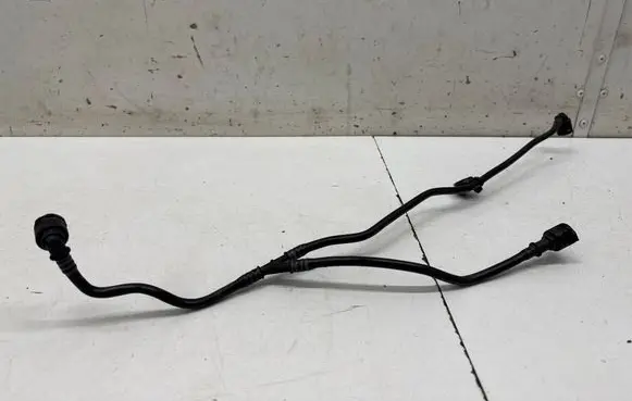 Mercedes-Benz GLB x247 Engine coolant pipe/hose A1775017202