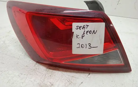 Seat Leon (5F) Rear/tail lights 5F0945095B