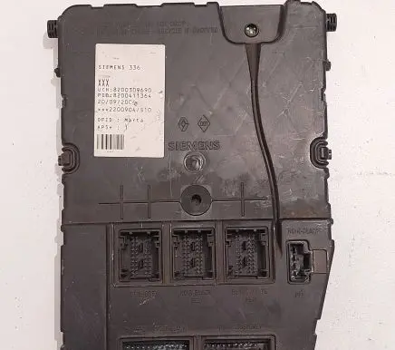 Renault Megane II Comfort/convenience module 8200411364 8200309690 2200904S10