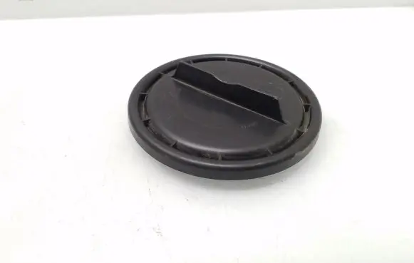 Mercedes-Benz E W212 Headlight/headlamp dust cover 15822200
