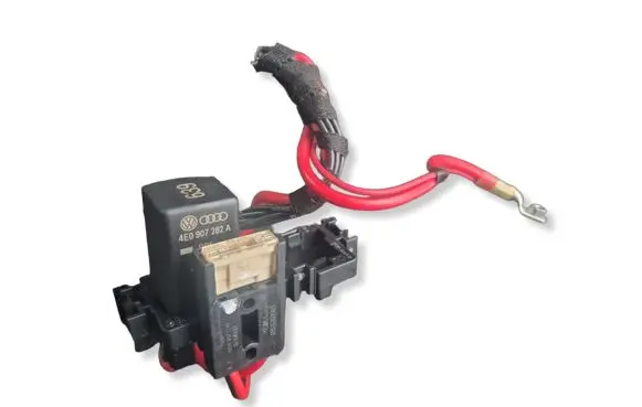 Audi A6 S6 C6 4F Glow plug pre-heat relay 4E0907282A 0281003029 639