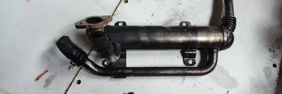 Volkswagen Polo IV 9N3 EGR valve cooler 045131513M