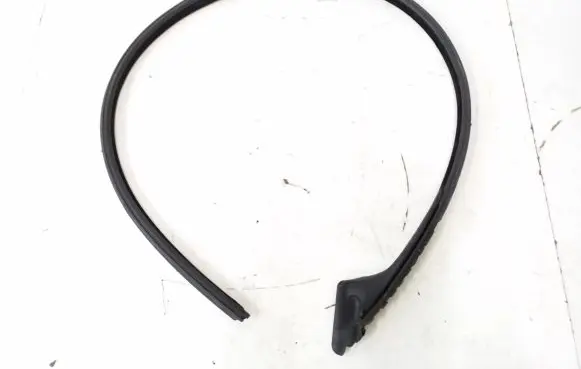 Mercedes-Benz CL C216 Front door rubber seal A2167200278