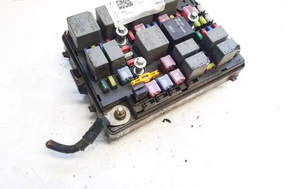 KIA Carens I Fuse box set 03077n ak-0290