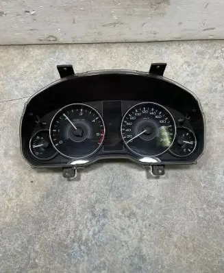 Subaru Legacy Speedometer (instrument cluster) NS05003K 0336024 0700061130899