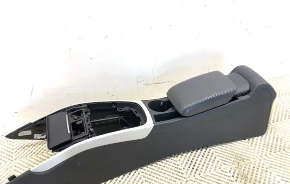 Audi A4 S4 B8 8K Center console 8K0864981F