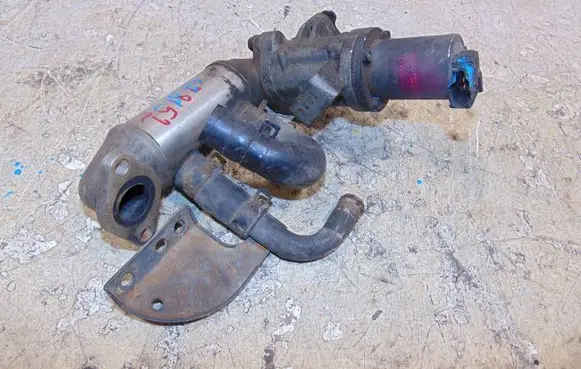 KIA Sorento EGR valve 284104A010 284104A100 284894A100