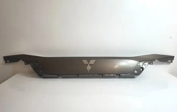 Mitsubishi Outlander Trunk door license plate light bar 5817a265-02autoas5 5817a265-02