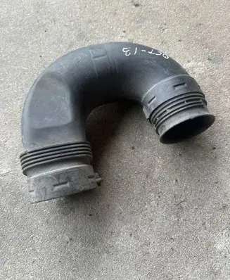Skoda Octavia Mk2 (1Z) Air intake duct part 1K0129618BQ