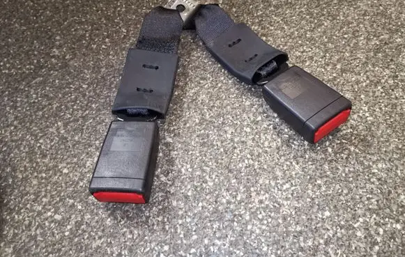 Buick Encore I Rear seatbelt buckle 42372975
