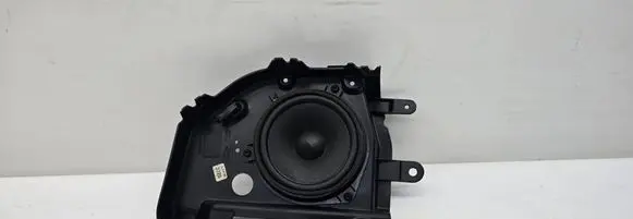Jaguar XK - XKR Front door high frequency speaker 6W8318C927AE