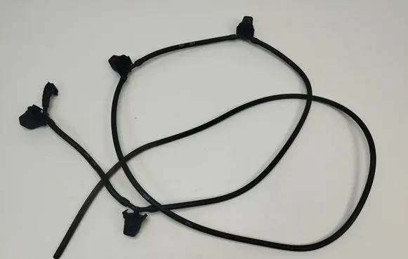 Mercedes-Benz ML AMG W166 Windshield washer spray nozzle