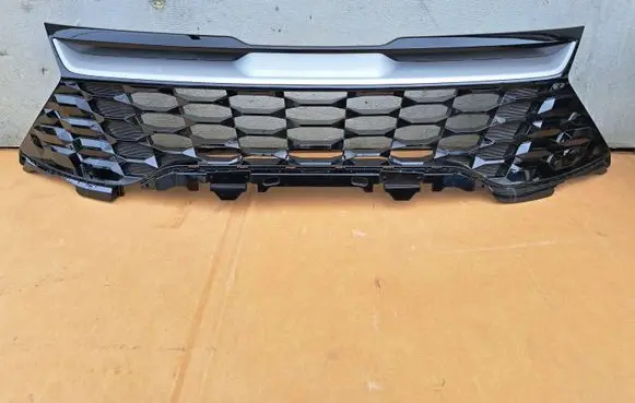 KIA Sportage Front grill 86350R2020 86351R2020